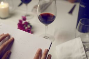 Wein blind verkosten: So gelingt deine Blindverkostung zuhause