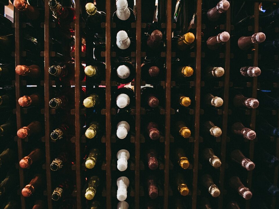 Trinktemperatur Wein Tabelle: Richtige Temperaturen für perfekten Weingenuss