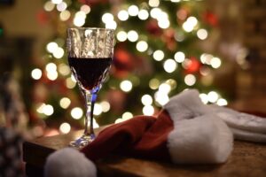 Wein als Geschäftsgeschenk: Mit der richtigen Flasche Beziehungen stärken