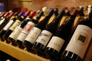 Wein bei Lidl: Angebote, Sorten & Tipps für den Einkauf
