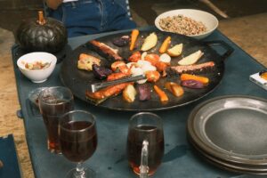 Wein für die Grillparty: Die besten Weine zum Grillen im Sommer