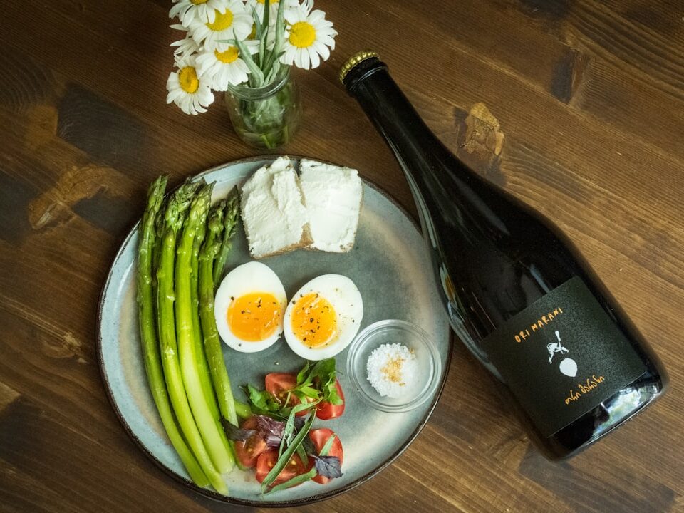 Welcher Wein zu Spargel? Die besten Tipps für weißen und grünen Spargel